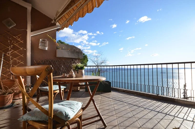 Terraza con vistas al golfo de Trieste