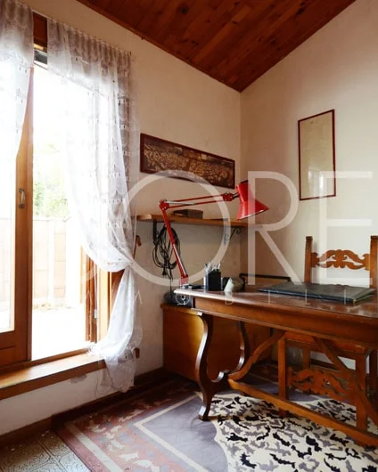 Estudio con salida a terraza