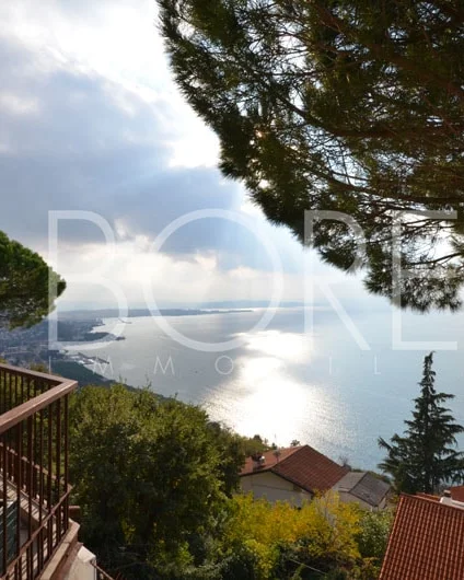 Vista del golfo desde la terraza