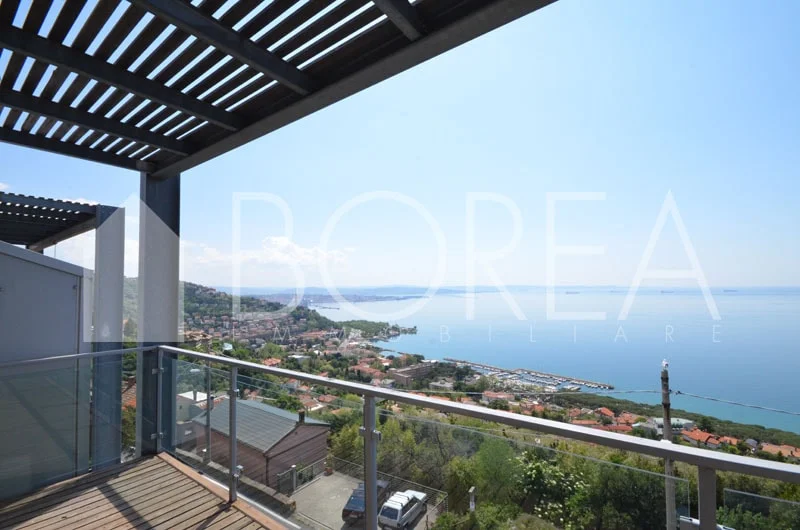 Terraza con vistas al golfo de Trieste